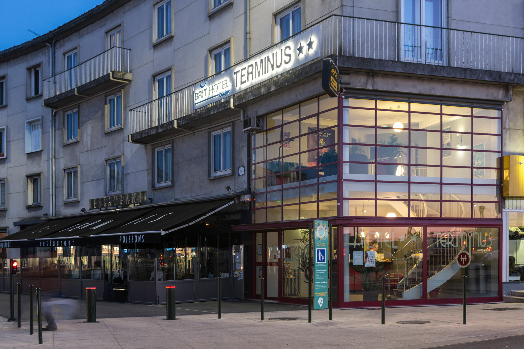 Brit Hotel Terminus Angouleme Exterior photo