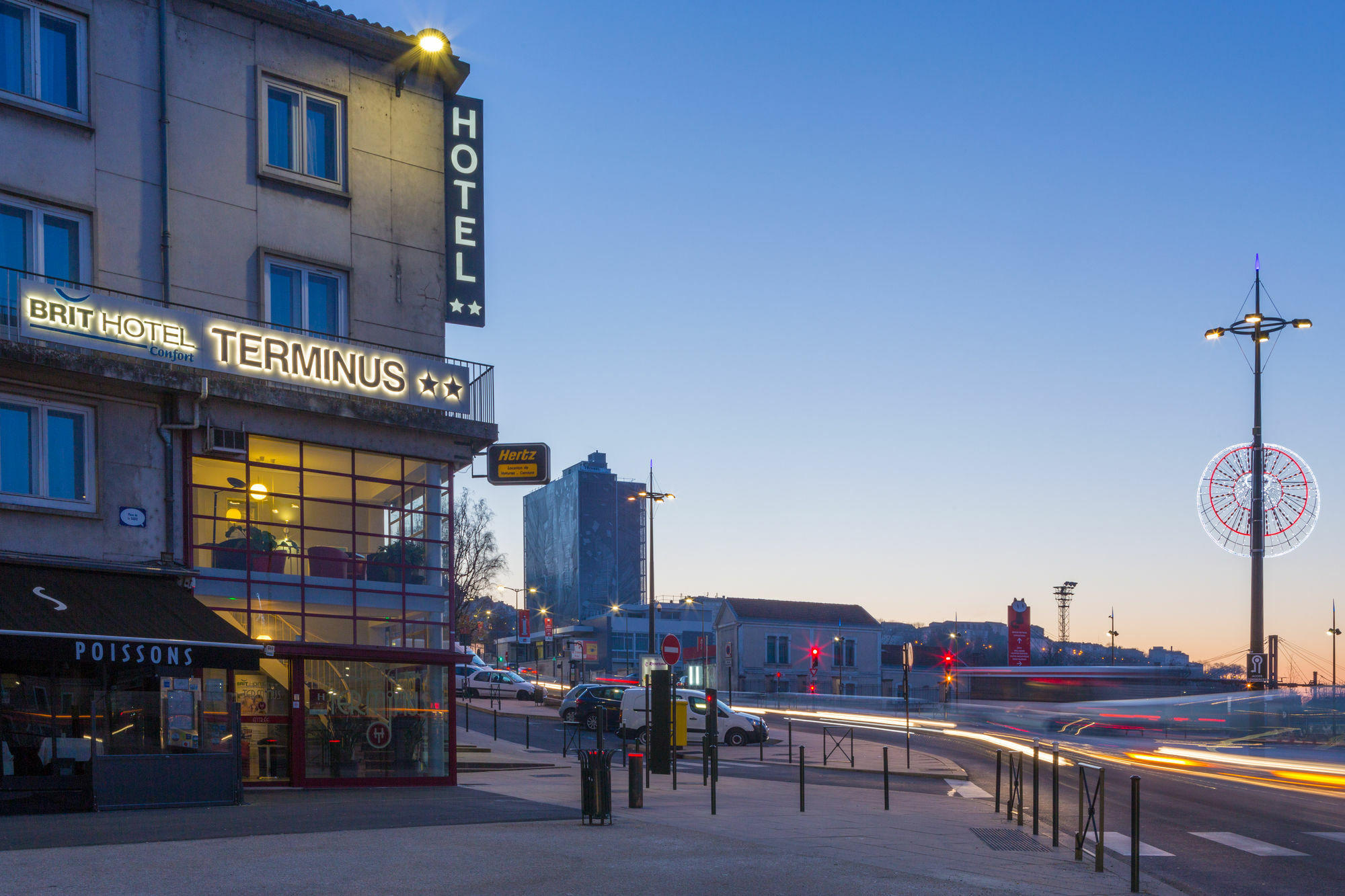 Brit Hotel Terminus Angouleme Exterior photo